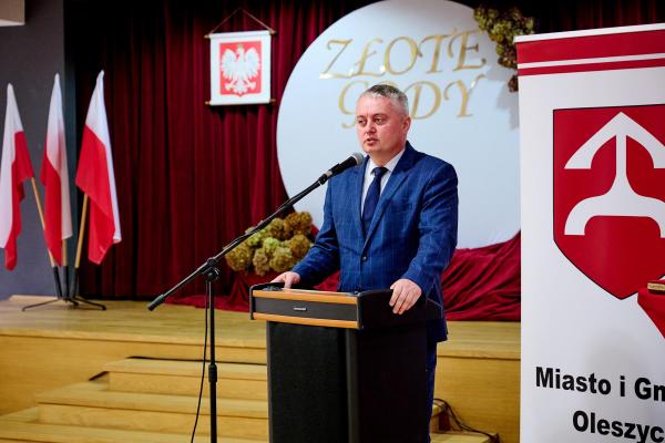 3982defb10d551507a563096a437bc79