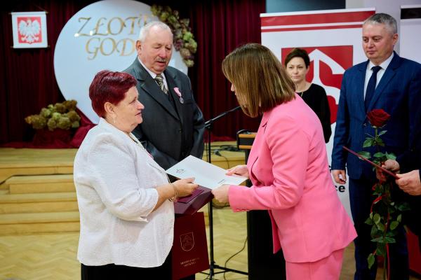 1661978a83b040b0e154ea83f5e2a342