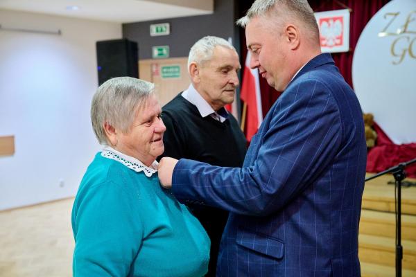 8c2b2c858709a21cc0ba75a0fe87712f