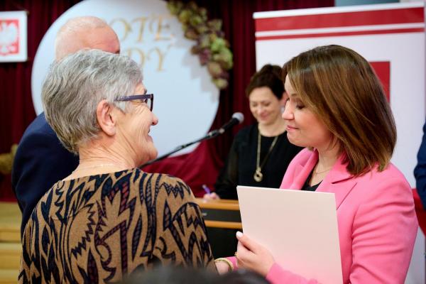 c1d6acd587f84c6b6ec957e4c63ac0dd