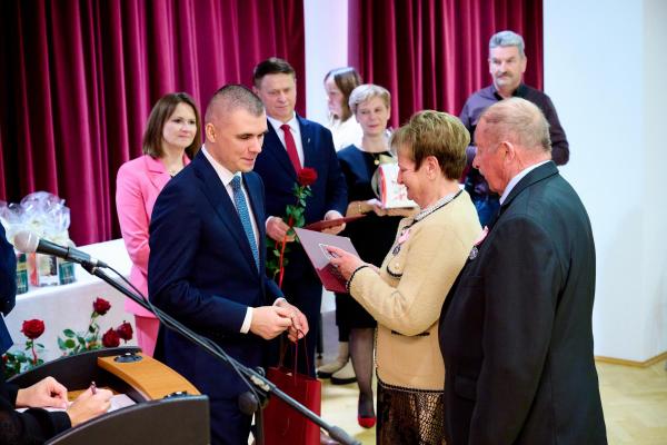 a7be8a5a7109fbcc18cf6c11710b8b00