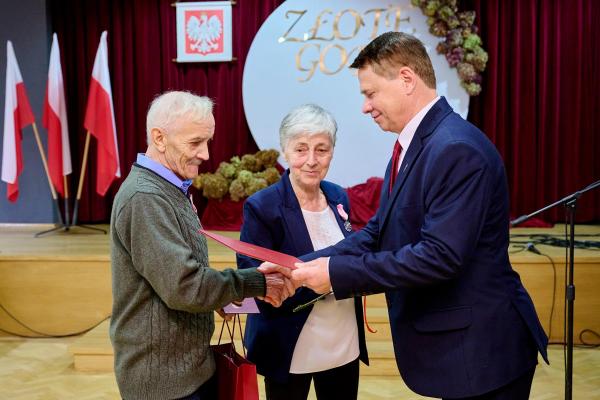 bf1c4631c759e3104c0c8b48b7216340