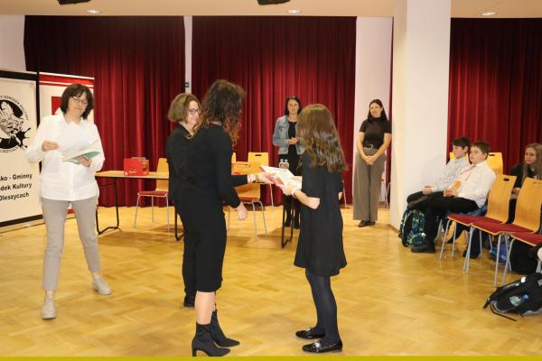 98e80f3b9f9551348ad8164040520bff