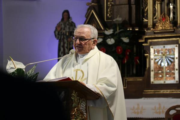 b48f40d3d308e2447935dc338a7dfbb5