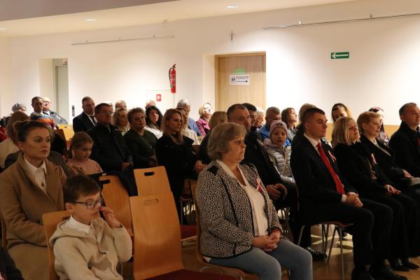 0388b8cbbe22bd663bb8203578b8db97