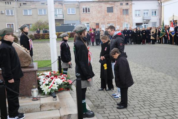 53a167dc3332a14e2f85af19ee0bb218