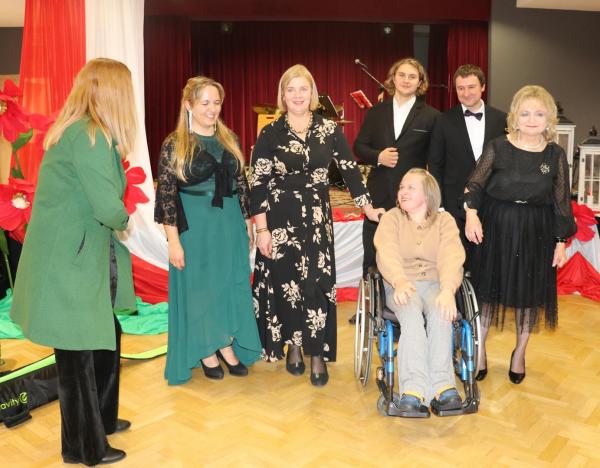 66c59e1473ca1cc70b47575504416e95