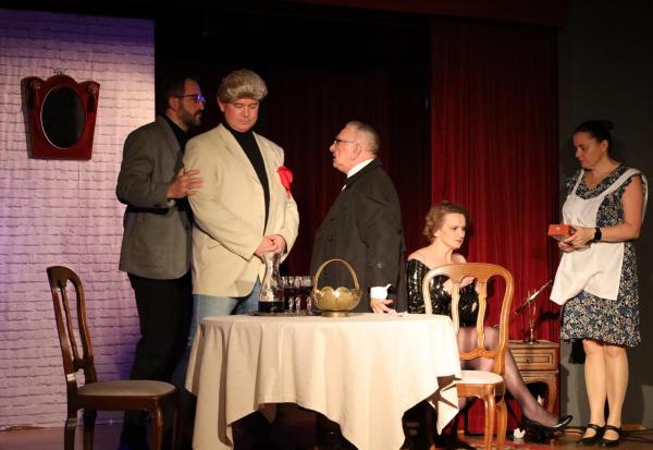 b0440bb53840d6cdce84de284f1ed373