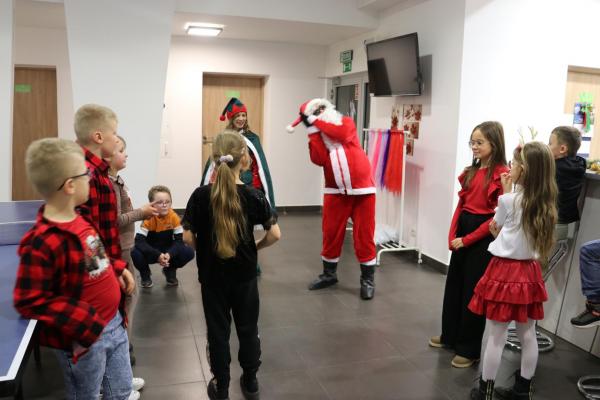 2334fcca4cbc7645b015f0e62682778b