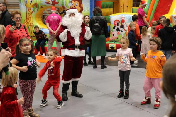 d8eece79538135898586c1f95700a757