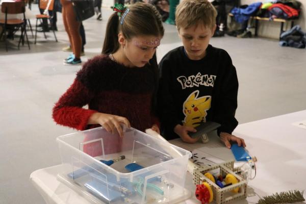 ff11be1d8e7b094045d2d9435ec24003