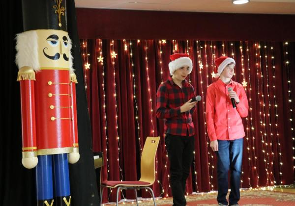 a6f9bcb8f4057e4a20de3a0e2e8cf40c