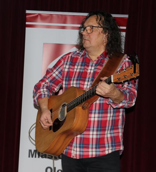 d76b6a403886dcc7b0b080b2b4aeca75