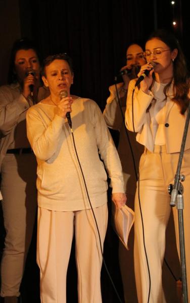 f439f7a10f1e1b071fddec5d26aeaff4