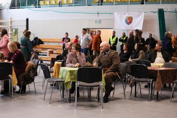 de9988de832534ffc4708d2b9393918b