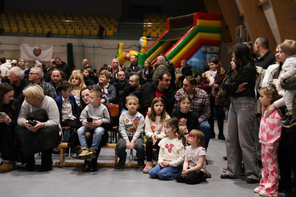 44b1e709871e7d5fdb0f56d8ecc7cf9d