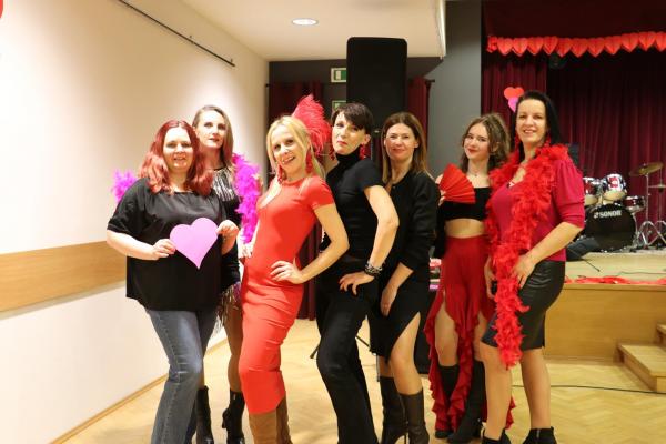 1ba34e928a81d6d3375aae275592f6c7