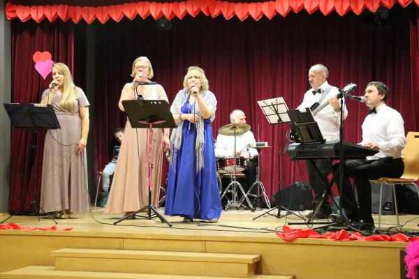 b87ec2c979a45c371bbaec390f926661