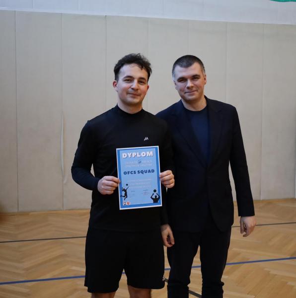 fbee9e8ee7ab6a4f7758a5af383ad477