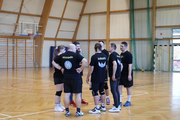 11b1b1172be04032320bfa2d0aa3a381