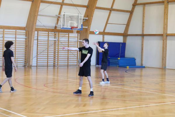 18d7c26576a71e7b428aa6b3034cc69d