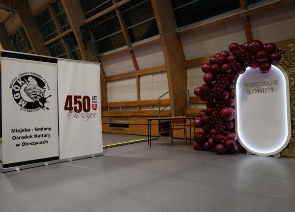 55c447b3940146661e437d3cb5cbc663