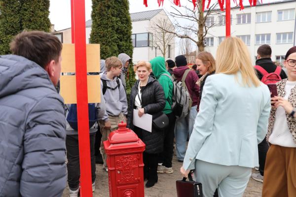 5196484ae8473252a4ab8da34d476349